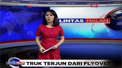 Truk Molen Terjun dari Flyover Ancol Timpa Pengendara Motor