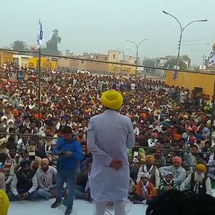 ਡਕਾਲਾ ਚ ਭਗਵੰਤ ਮਾਨ ਦੀ ਰੈਲੀ,ਬਾਦਲਾਂ ਦੇ ਸੁਣਾਏ ਚੁਟਕਲੇ ਸਿਰਾ ਲਾ ਗਿਆ ਬਾਈ