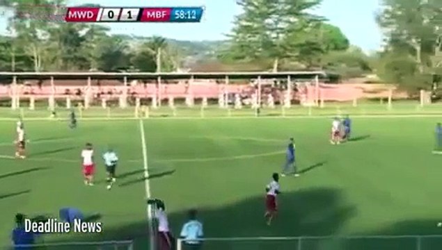 Futbollisti 19-vjeçar vdes në fushë pasi shënoi gol