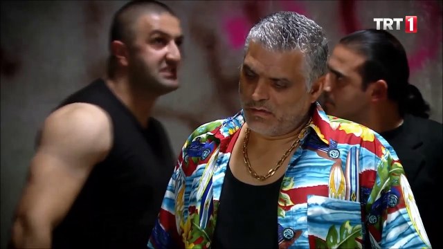 Sadettin Kanpalta - Başrolde Aşk 17. Bölüm - Bahis Organizatörü