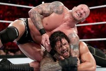 Tải video: WWE  Randy Orton Returns Shocking on Smackdown & Attacks Roman Reigns