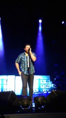 CHRIS YOUNG OPENING UNDERDOGS DECEMBER 3 2016 WILKES BARRE PA