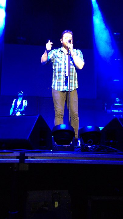 CHRIS YOUNG 1 WHO I AM WITH YOU  DECEMBER 3 2016 WILKES BARRE PA