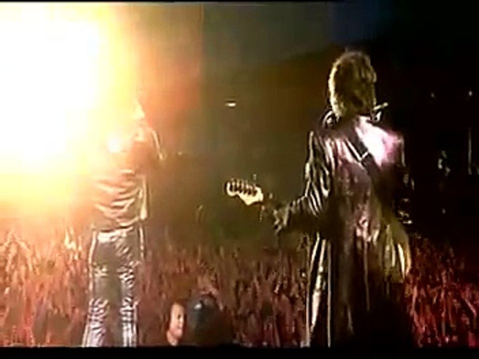 Bon Jovi -  Born To Be my Baby live The Crush Tour 2000