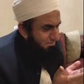 Maulana Tariq Jameel crying while praying for Junaid Jamshed