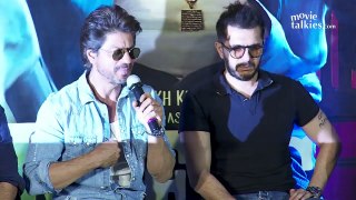 Emotional Shahrukh Khan Shows Picture Of His Parents In His Raees Movie Locket