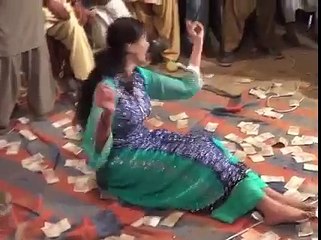 Aima Khan Dance Shadi program saraiki song