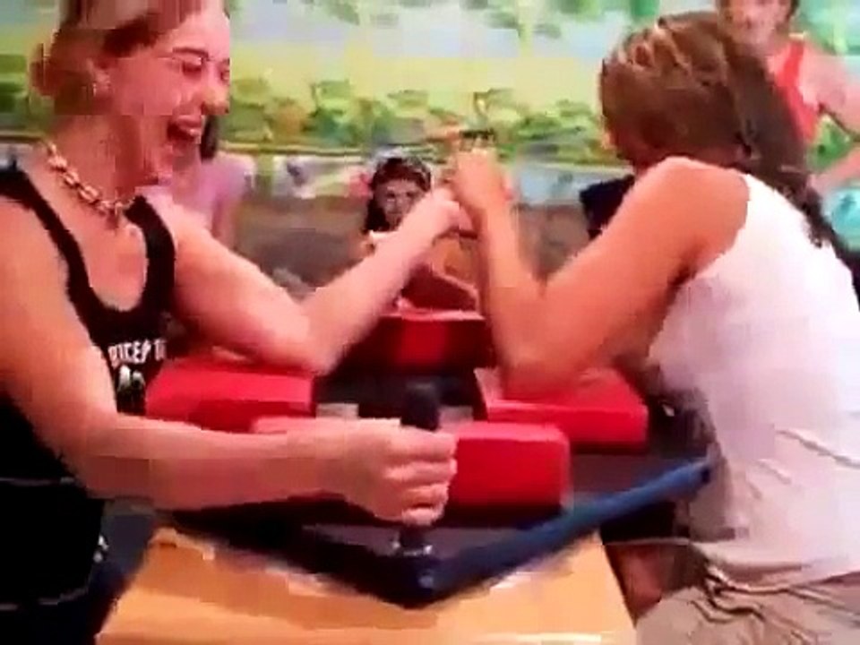 Arm wrestling champion Bree Arm Wrestling 2 Girls Arm Wrestling world of arm-wrestling