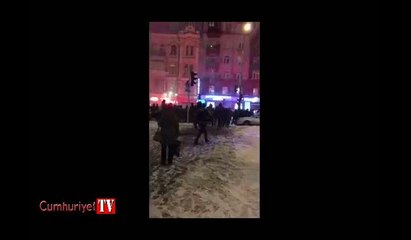 Kiev'de Beşiktaş taraftarlarına saldırı kamerada: Onlarca yaralı var