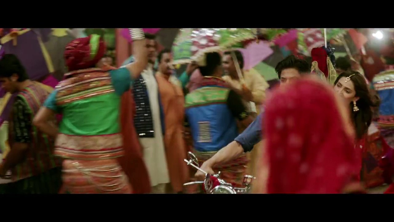 Raees Official Trailer