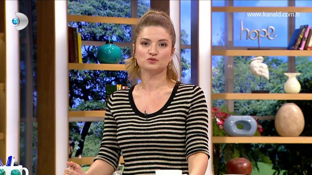 Renkli Sayfalar 149. Bölüm- Burçin Terzioğlu ve İlker Kaleli ödüle doymuyor!