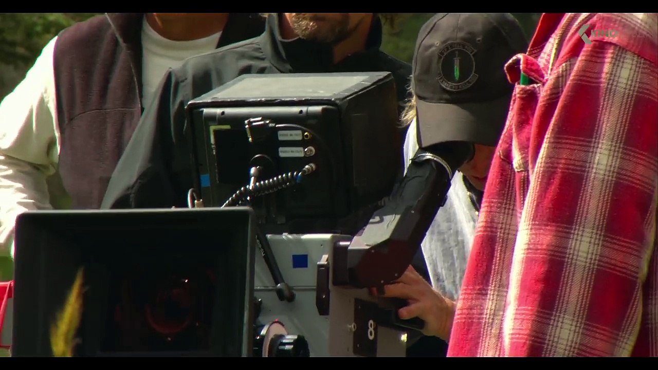 Transformers 5, scheduled for 2017, will be directed by michael bay, like the previous four films and he gets an officia