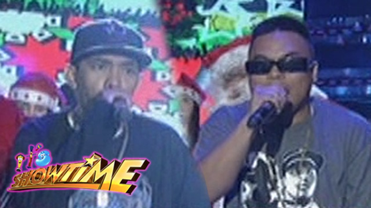 It's Showtime: Revilo vs Numerhus | Christmas Rapper