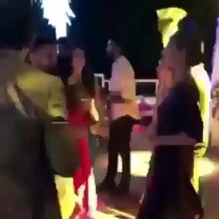 Anushka-Virat Dancing With Each Other On 'Gur Naal Ishq Mitha'