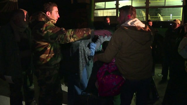 Rebeldes piden alto el fuego en Alepo tras avance del ejército