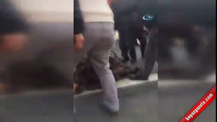 Vatandaşlar polislerin yardımına koştu