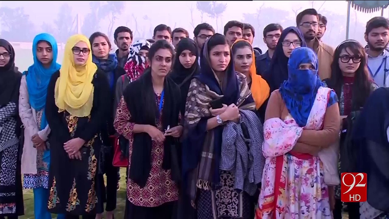 Punjab University students spend a day with Pak Army 7-12-2016 - 92NewsHD
