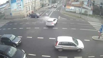 Un lampadaire sauve la vie d'une femme