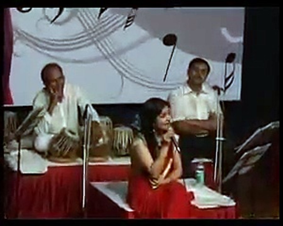 beautiful ghazal with beautiful voice