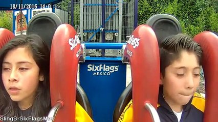 Ce garçon s'évanouit quatre fois dans une attraction