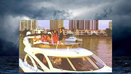 Kourtney & Khloe Take Miami - S1E2