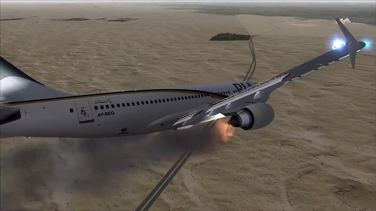 PIA Plan Crash Before crash,Junaid Jamshed & Famly Died in Plan Crash