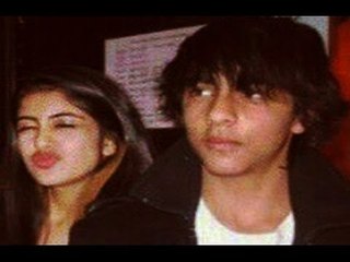 Shahrukh Khan's Son Aryan DATING Amitabh Bachchan's granddaughter Navya