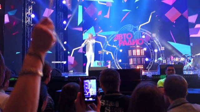 Pupo – Burattino Telecomandato ( Дискотека 80-х Авторадио 2015, Санкт-Петербург)