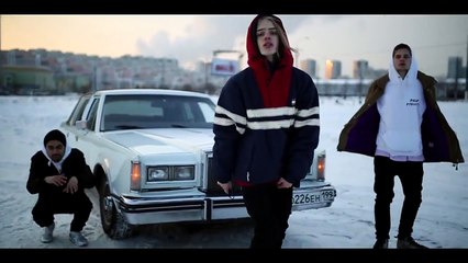 Wha ce clip ça fait des mois que je le cherche, putain c'est tellement bon