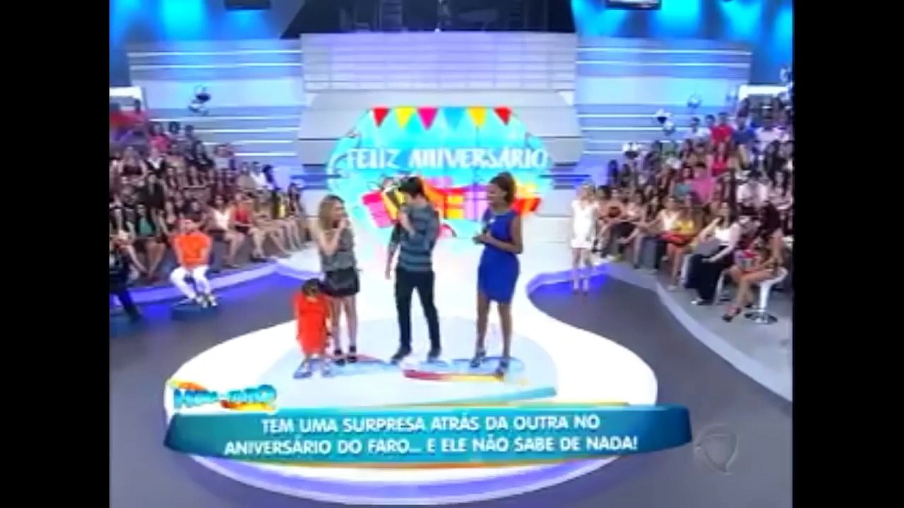 Vera Biel faz linda declaração de amor para Rodrigo Faro no programa Hora do Faro 18_10_2015