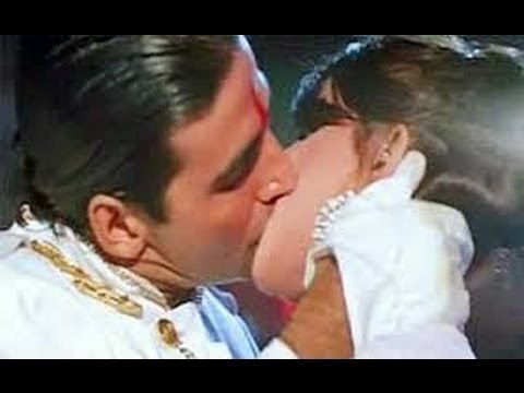 Hollywood Diva Megan Fox will Romance Khiladi Akshay in 'Shaukeen'