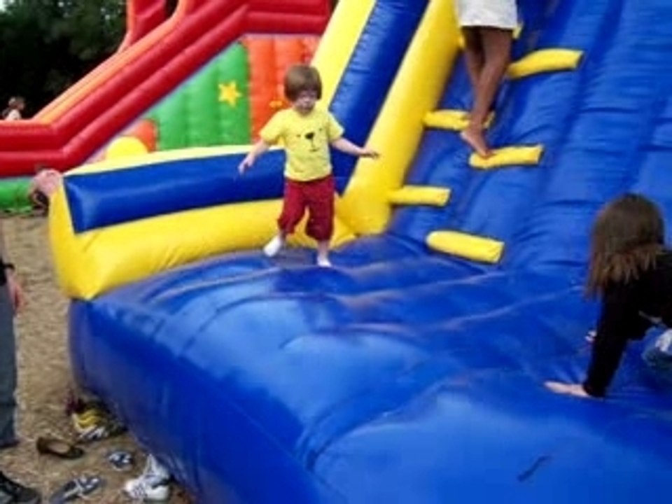 070901 chateau gonflable