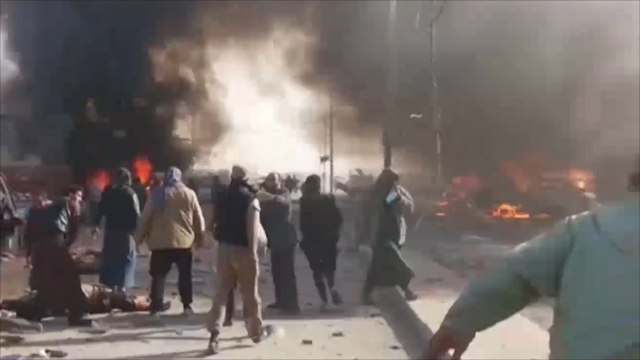 مقتل عشرات المدنيين بقصف طائرة عراقية لمدينة القائم