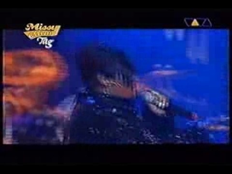 LIVE Missy Elliott Beep Me 911 produced by Timbaland