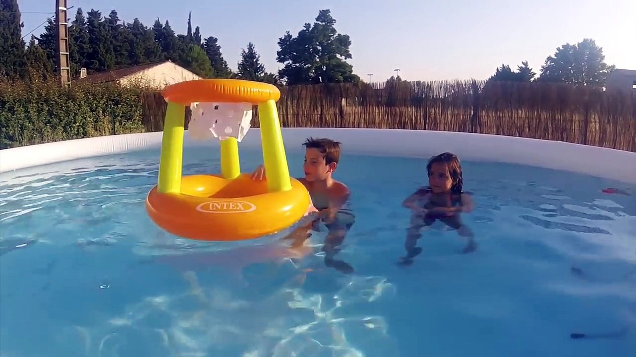 Piscine #2  - Nouveaux challenges pour s'amuser dans l'eau-8gje0ohBqEA