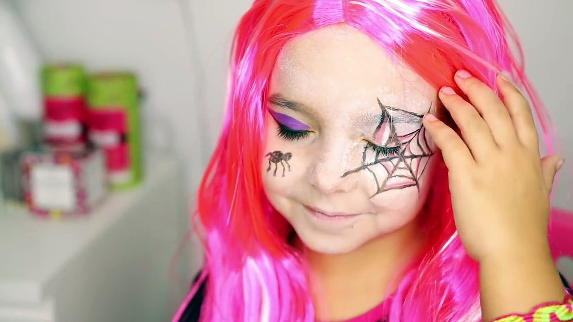 HALLOWEEN - Maquillage de petite Sorcière pour Halloween (facile et  rapide)-8SoJd0UCEec - Video Dailymotion