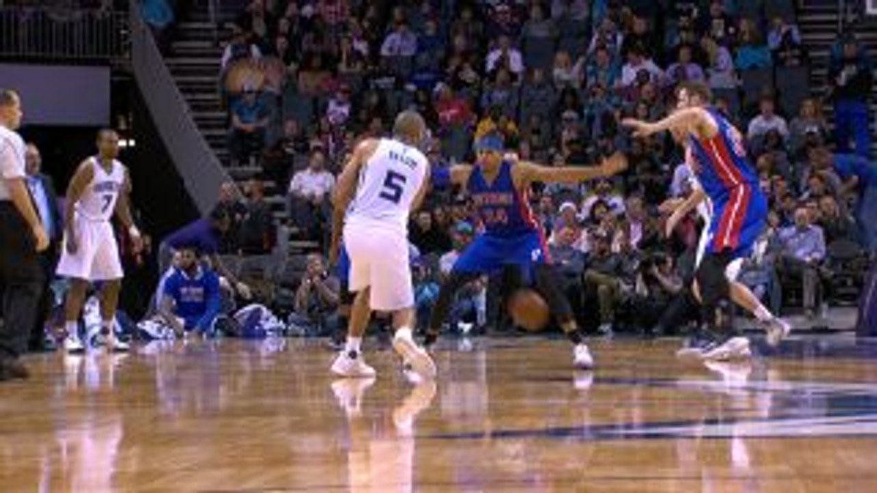 Assist of the Night - Nicolas Batum