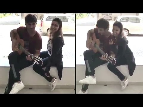 Sushant Singh Rajput Playing Guitar For Parineeti Chopra
