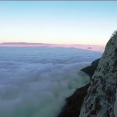 TOP CLOUD OVER OCEAN in Hoang Lien Son moutain