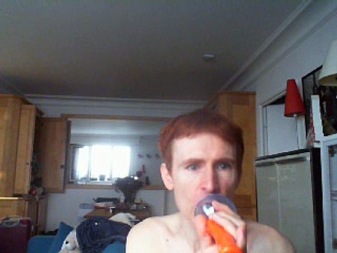 Wiwi égratigne all tomorrow's parties de Nico