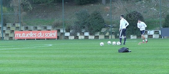 Coup-franc : Thauvin VS. Khaoui !