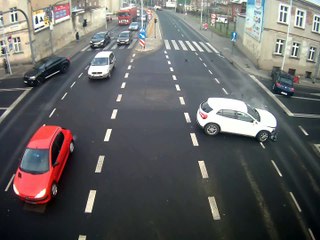 Un lampadaire sauve la vie d'une femme