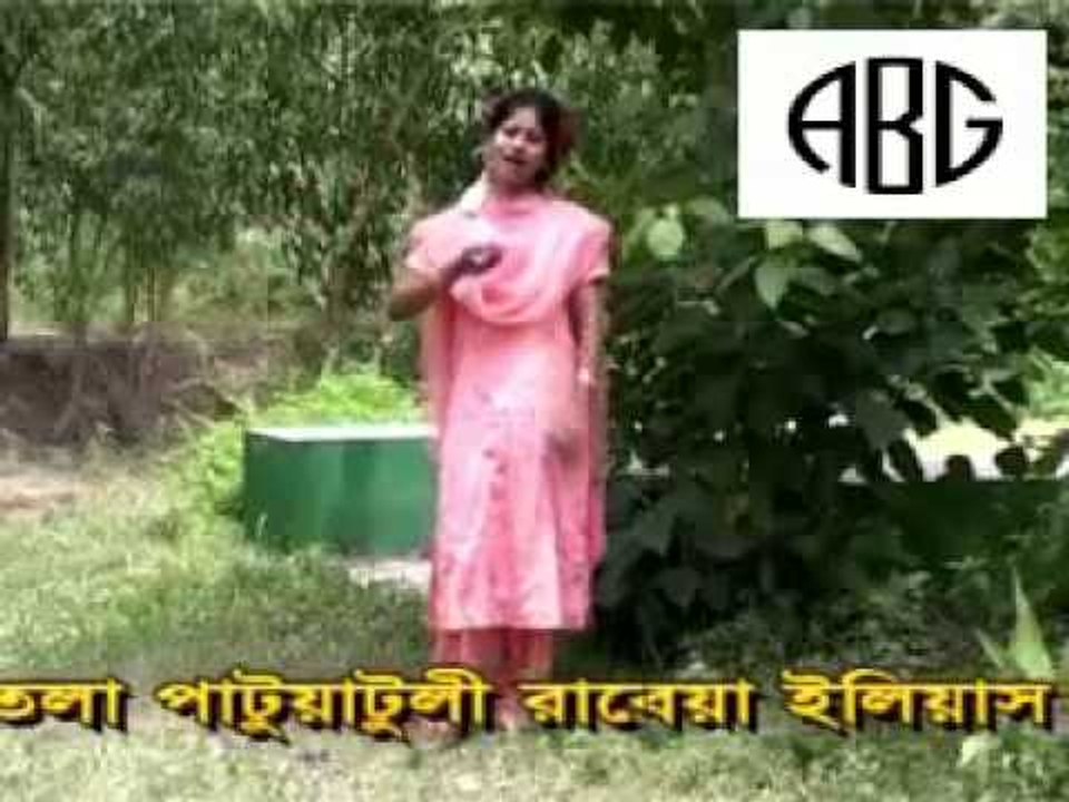 Bangla Folk Song Mala Kar Lagia Gathi By Bithi Deowan