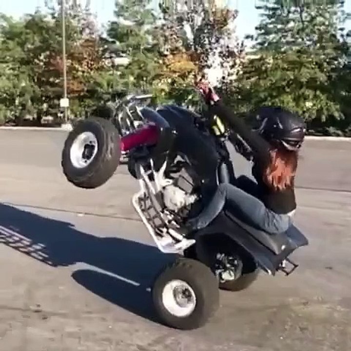 Girl Wheeling On Four Wheeler - 4 Wheelers Awesome
