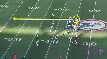 Marco Alvarez Colin Kaepernick pasa a Vance McDonald