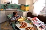 Little Caesars (Steve Yzerman Hockey Motion Cards) Pizza commercial 1998