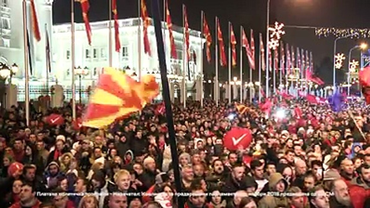 SE TRESE FOTELJATA NA VMRO 90 POSTO NA INTERNET I MITINZITE E SLEDENA PARTIJATA NA SDSM