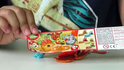 Kinder Joy - Ice Age 5 Kollision voraus! Kevin öffnet 8 Überraschungseier.