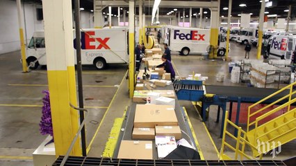 A look inside the rush to deliver holiday packages