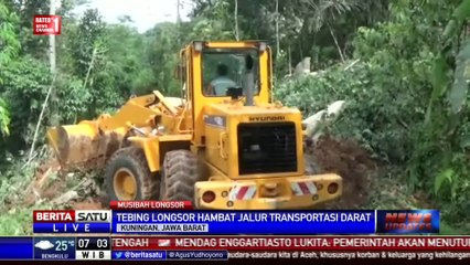 Download Video: Tebing di Kuningan Longsor, Jalan Penghubung Ciamis-Majalengka Terputus